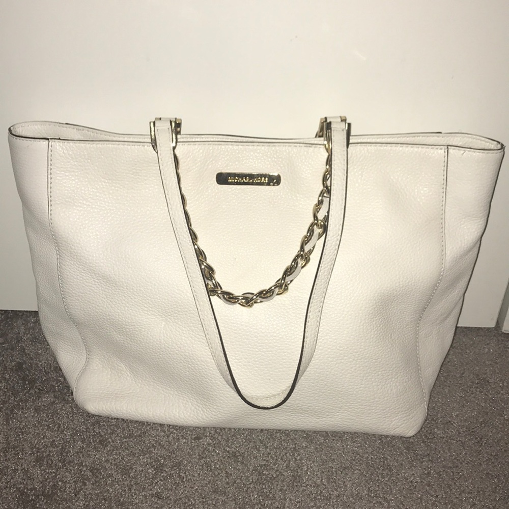 White Michael Kors Purse
